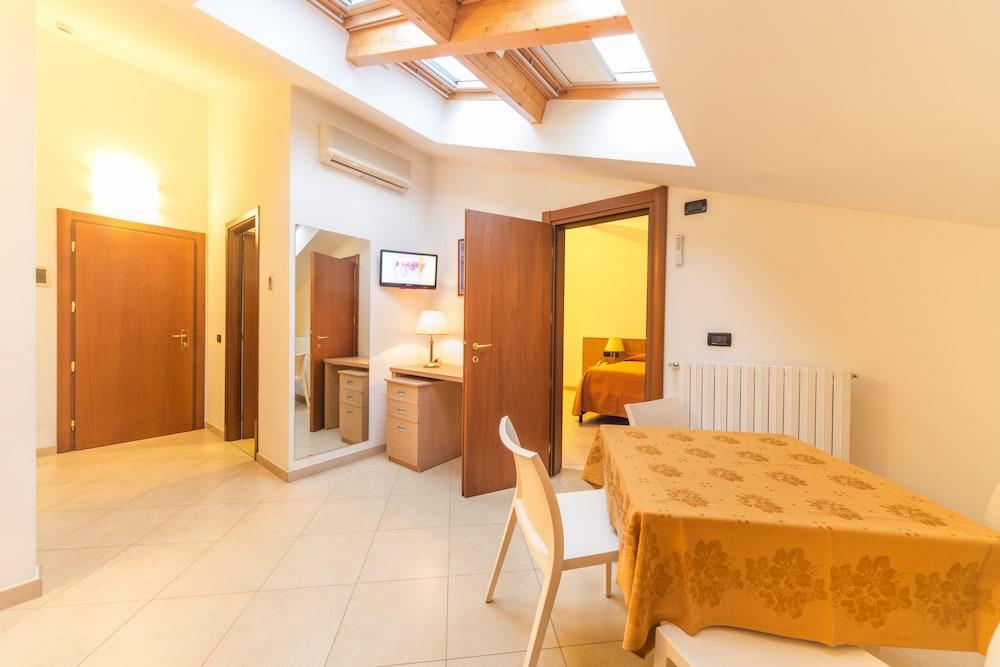 Hotel Sasso Diano Marina Esterno foto