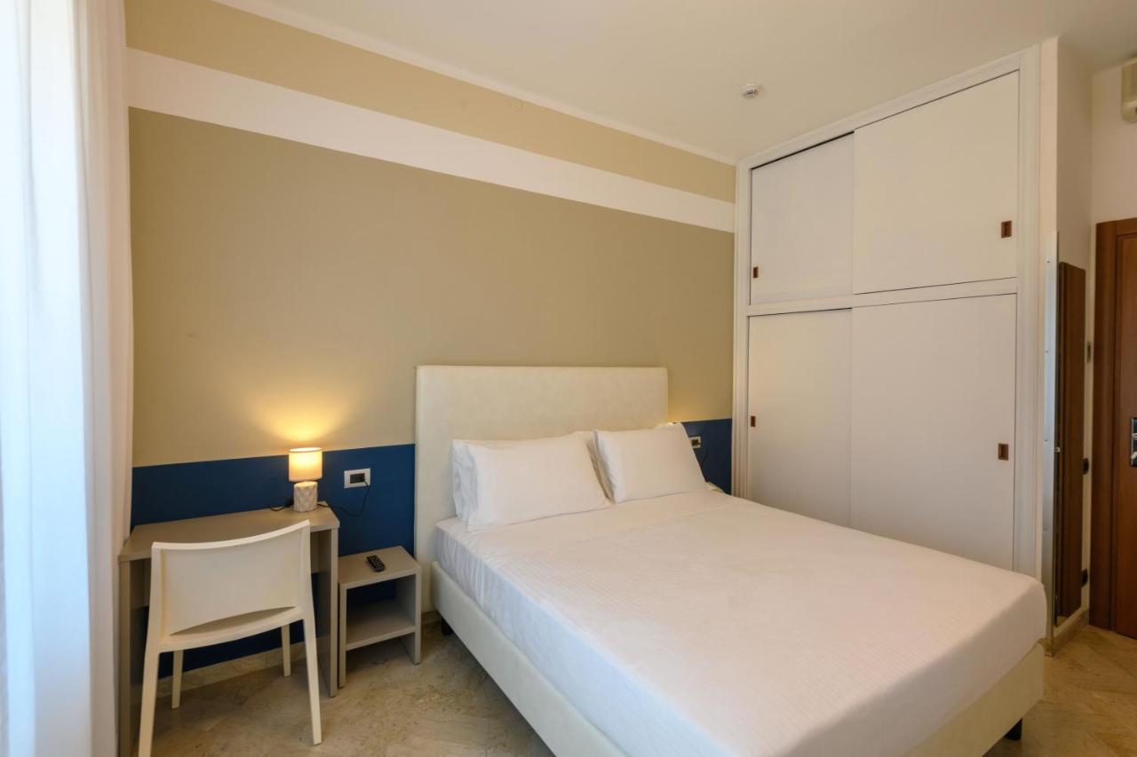 Hotel Sasso Diano Marina Esterno foto
