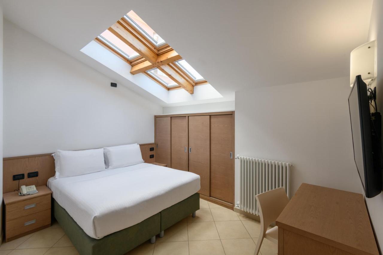 Hotel Sasso Diano Marina Esterno foto