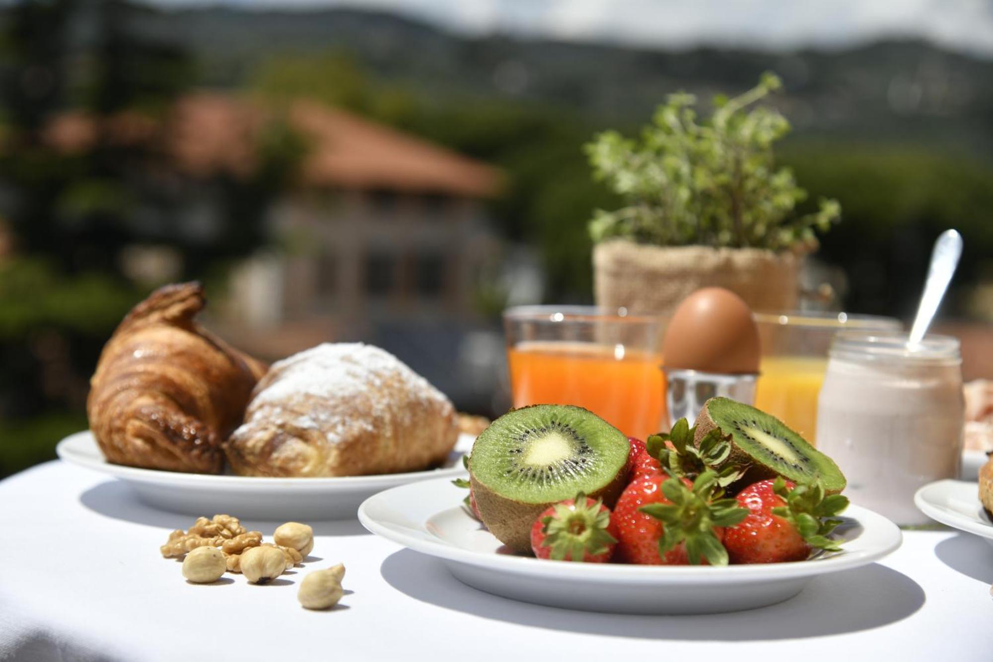 Hotel Sasso Diano Marina Esterno foto