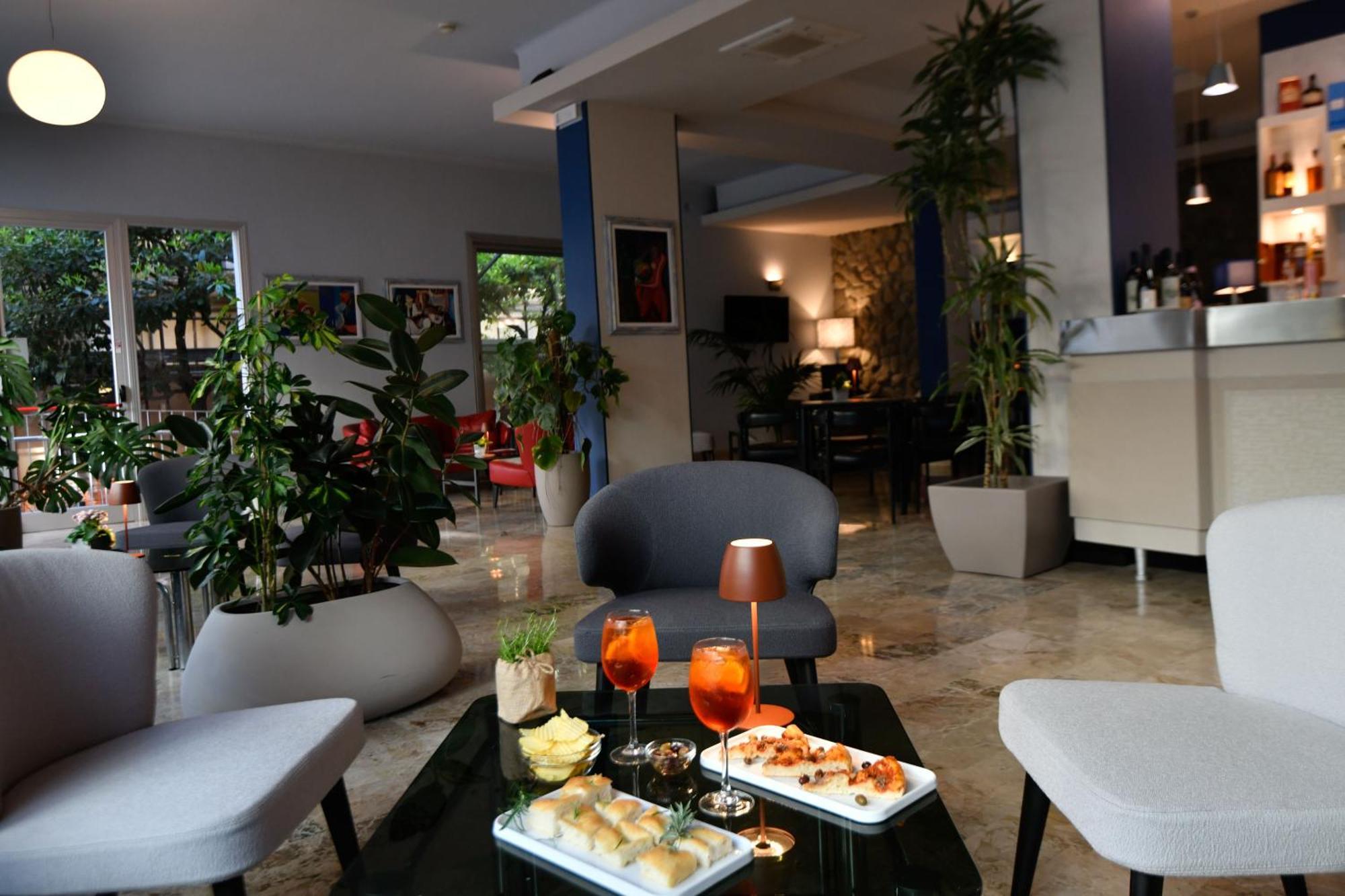 Hotel Sasso Diano Marina Esterno foto