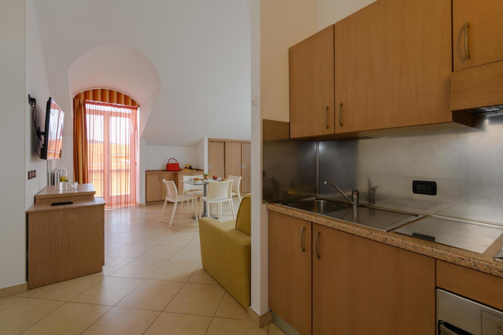 Hotel Sasso Diano Marina Esterno foto