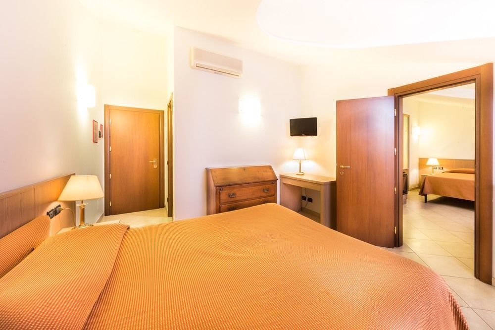 Hotel Sasso Diano Marina Esterno foto